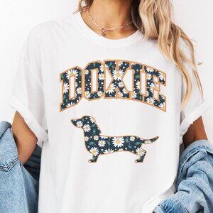 Dog Lovers Varsity Doxie Floral Groomers Pet Graphic White Tee